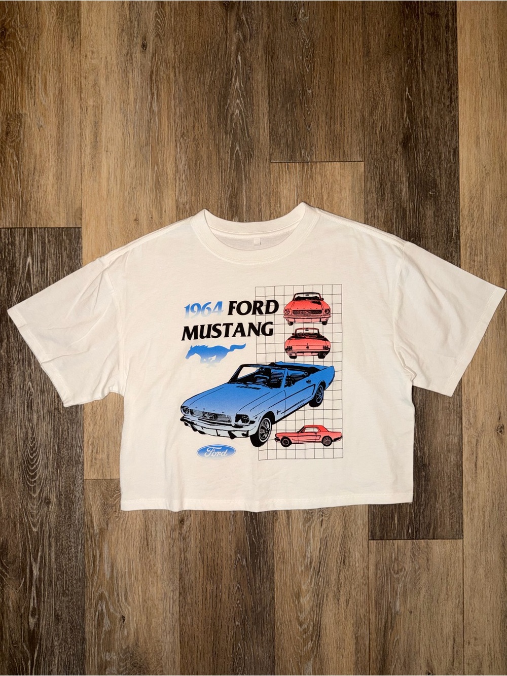NWOT Unbranded Ford 1964 Mustang Car Logo White Cropped Tee